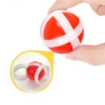 vaikiskas-smiginio-zaidimas-su-lanku-ir-kamuoliukais