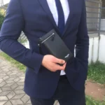 elegantiska-pinigine-vyrams