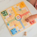 stalo-zaidimas-2-in-1-ludo-chinese-free-the-animals