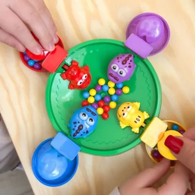arkadinis-stalo-zaidimas-hungry-happy-frog-and-crocodiles