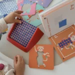 edukacinis-zaidimas-vaikams-mados-dizainere-ir-aprangos-delione