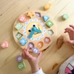 medinis-edukacinis-laikrodis-vaikams-delione-su-formomis