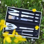 xl-barbekiu-irankiu-rinkinys-tetis-grilio-karalius