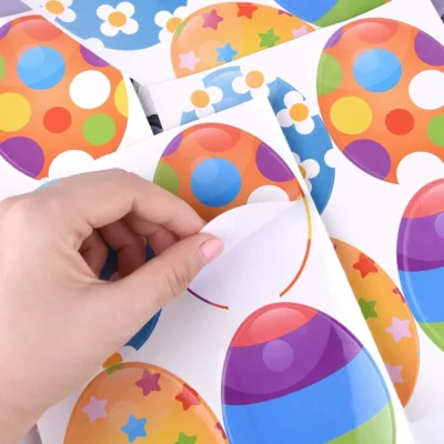 velykinis-zaidimas-vaikams-su-lipdukais