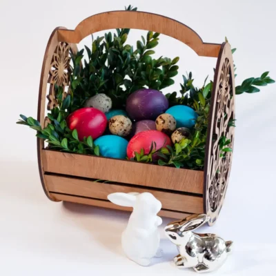 medinis-velyku-marguciu-krepselis-su-sv-velykom