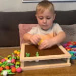 medinis-edukacinis-zaidimas-vaikams-darzo-tema-su-atminties-zaidimu