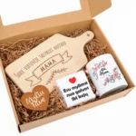 dovanu-rinkinys-mamai-su-puodeliu-kojinemis-ir-lentele