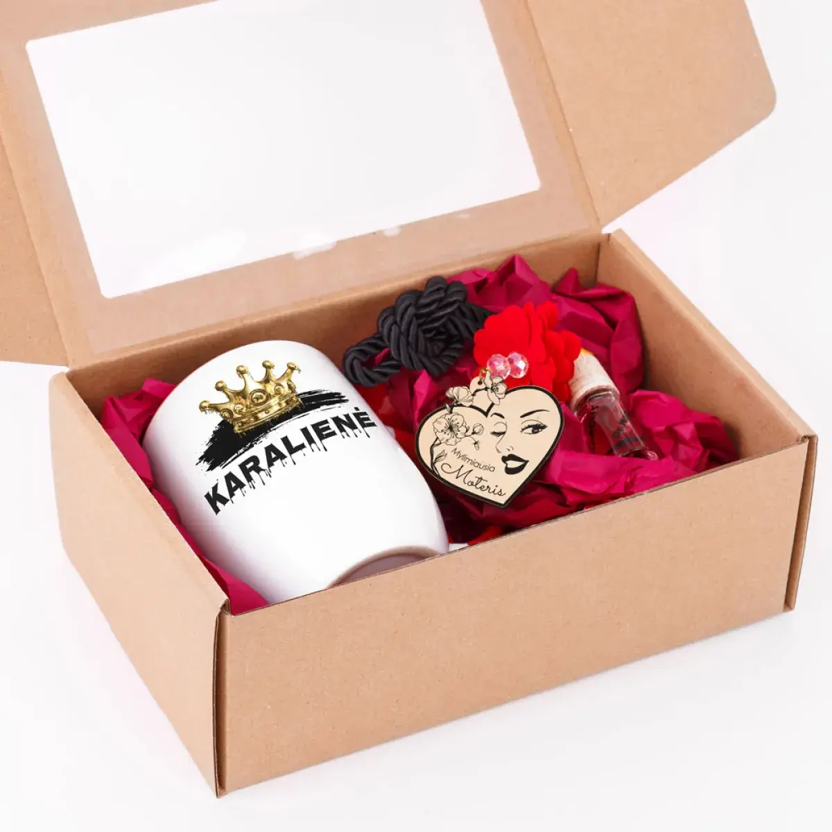dovanu-rinkinys-moteriai-su-puodeliu-karaliene-ir-kvapuku dovanu-rinkinys-moteriai-su-puodeliu-karaliene-ir-kvapuku