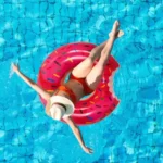 pripuciamas-plaukimo-ratas-vaikams-donut-49-cm