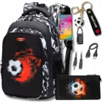 mokykline-kuprine-berniukui-su-futbolo-motyvu-ir-penalu-6in1