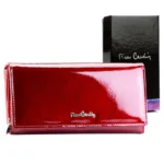 naturalios-odos-moteriska-pinigine-pierre-cardin-05-line-106-raudona