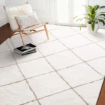 ilgo-plauko-kilimas-244-x-305-m-smelio-spalvos-su-neslystanciu-pagrindu
