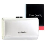 moteriska-pinigine-pierre-cardin-07-shiny-108-smelio
