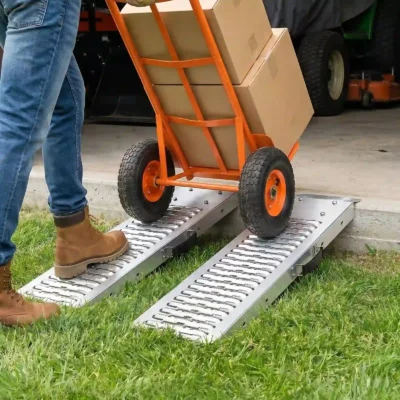plienines-uzvaziavimo-rampos-985-x-225-cm-2-vnt-iki-544-kg