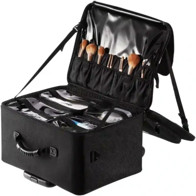kosmetikos-lagaminas-su-3-skyriu-laikymo-sistema-ratukais-ir-petnesa-48-x-26-x-38-cm