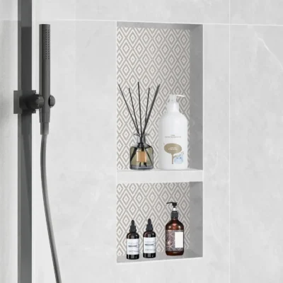 sienine-duso-nisa-2-lygiu-813-x-406-x-10-cm-juoda-vandeniui-atspari