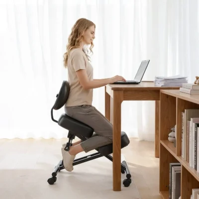 ergonomiska-klupejimo-kede-su-atlosu-ratukais-ir-reguliuojamu-auksciu