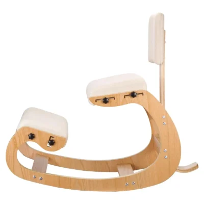 ergonomiska-klupejimo-kede-su-atlosu-reguliuojamu-auksciu-ir-mediniu-remu