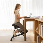 ergonomiska-klupejimo-kede-su-ratukais-reguliuojamu-auksciu-ir-storu-paminkstinimu
