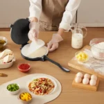 ketaus-tortiliju-presas-20-cm-su-keptuve-ir-kepimo-popieriumi